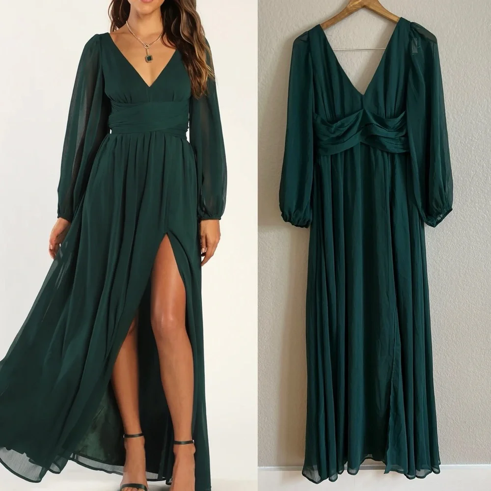 NWOT Enchant My Love Emerald Green V-Neck Long Sleeve Maxi Dress
